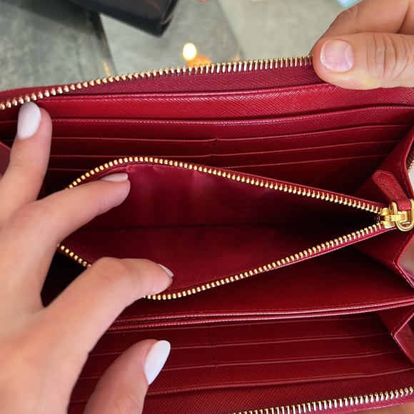 Prada wallet - Picture 5 of 6